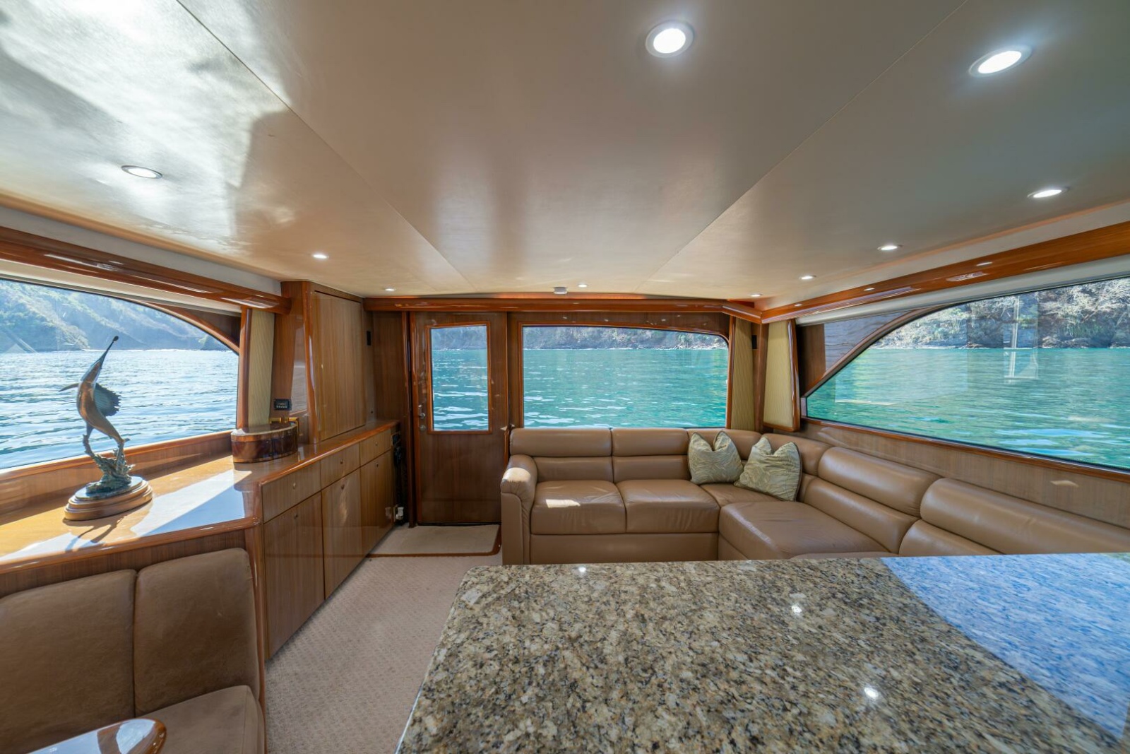 2006 Viking 56 "Scandaloso" - Salon