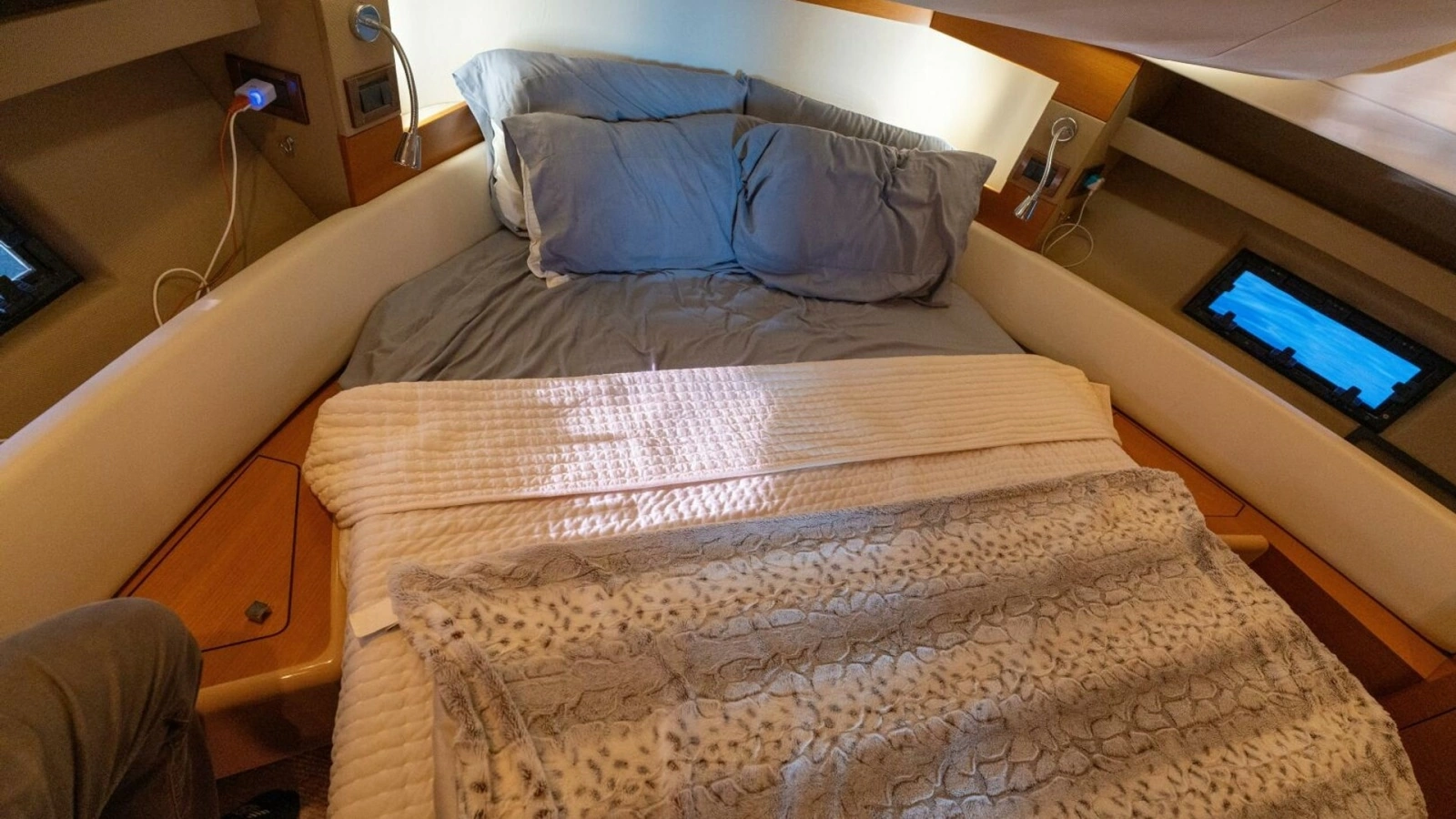 2013 Azimut 40 Flybridge