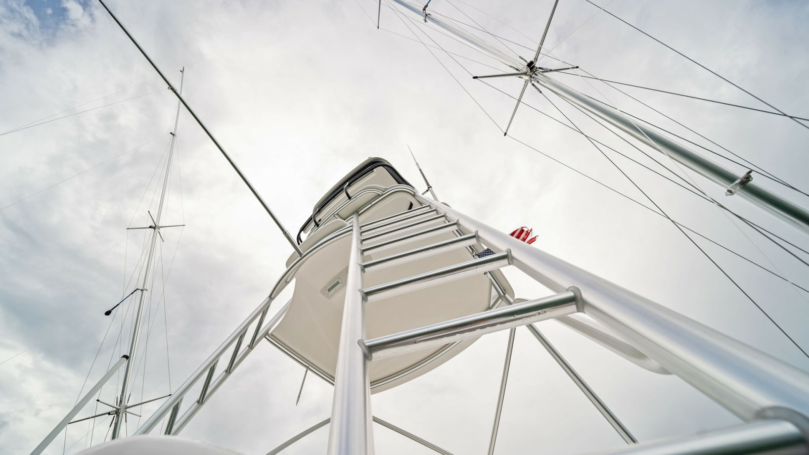 Tower and Outriggers