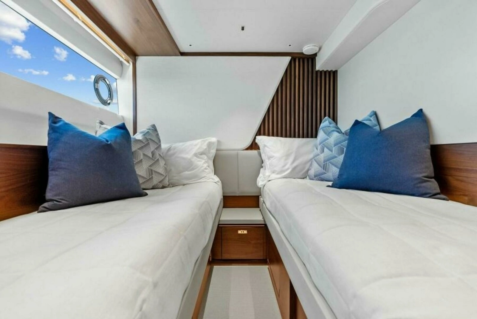 2024 Princess Y72 Motor Yacht