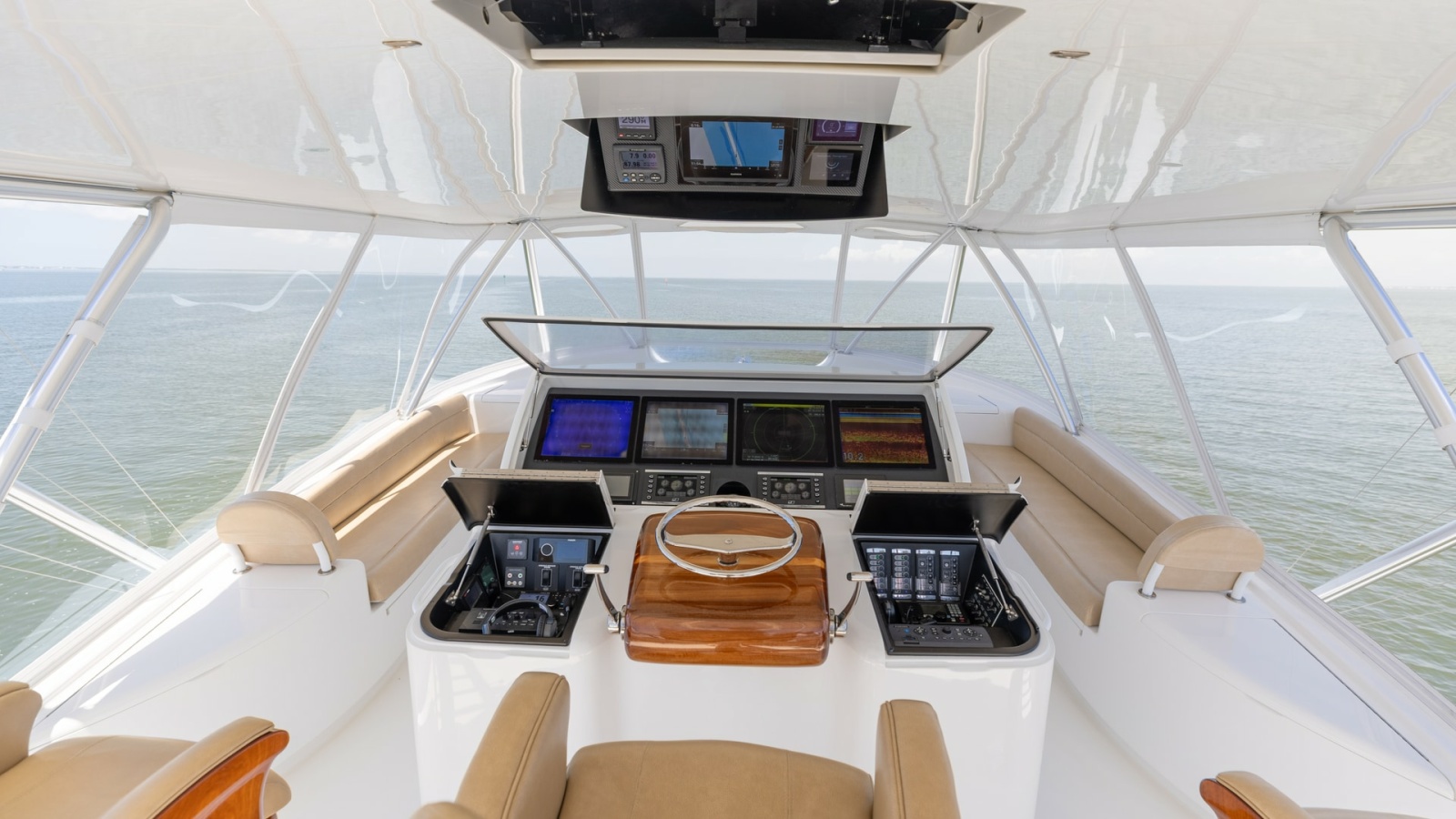 80' 2016 Viking 80 Convertible
