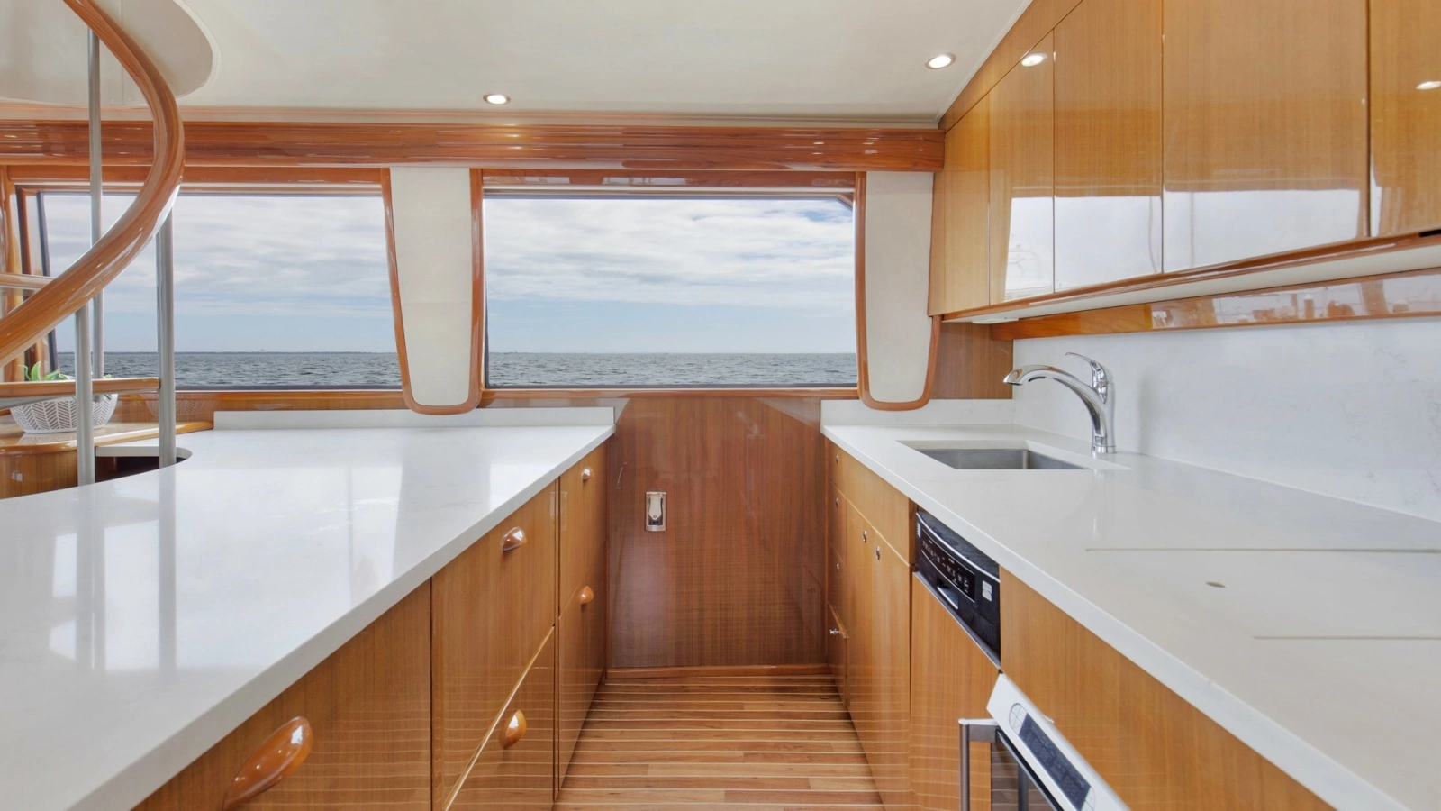 2007 74 Viking Enclosed Bridge Never Settle Galley