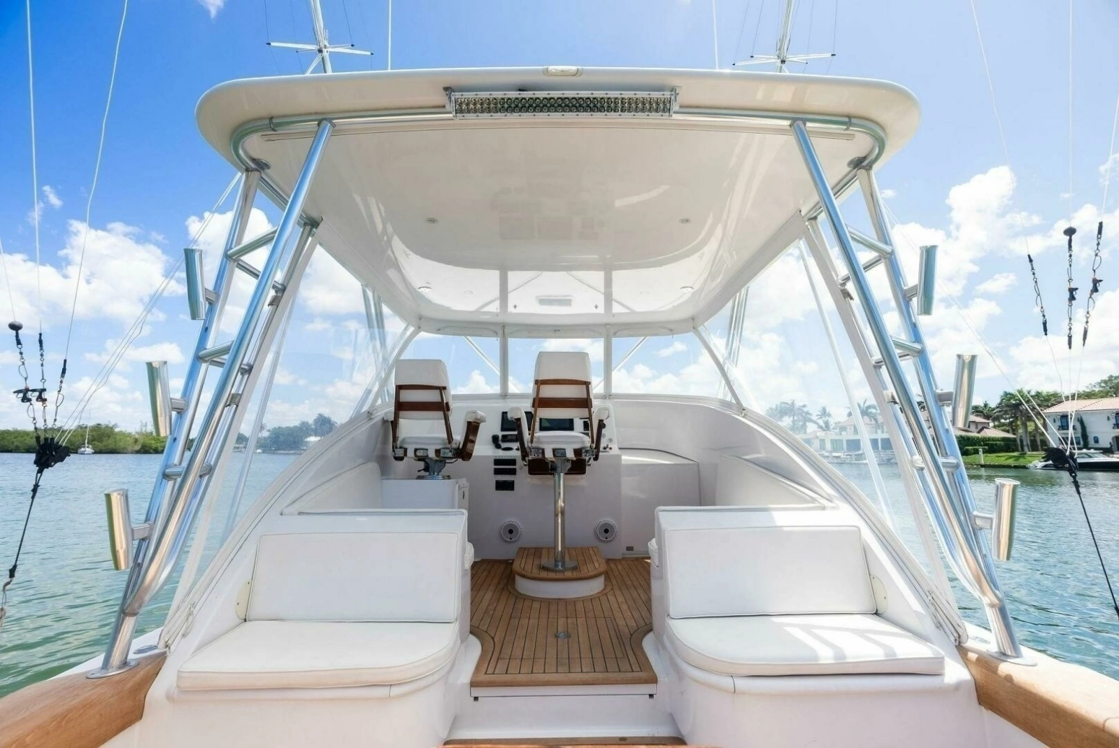 2018 Custom Carolina 35 Express