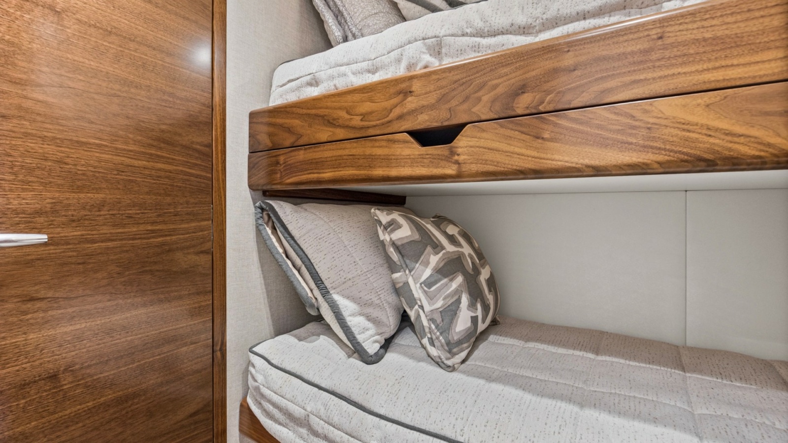 Guest Cabin with Bunk Beds