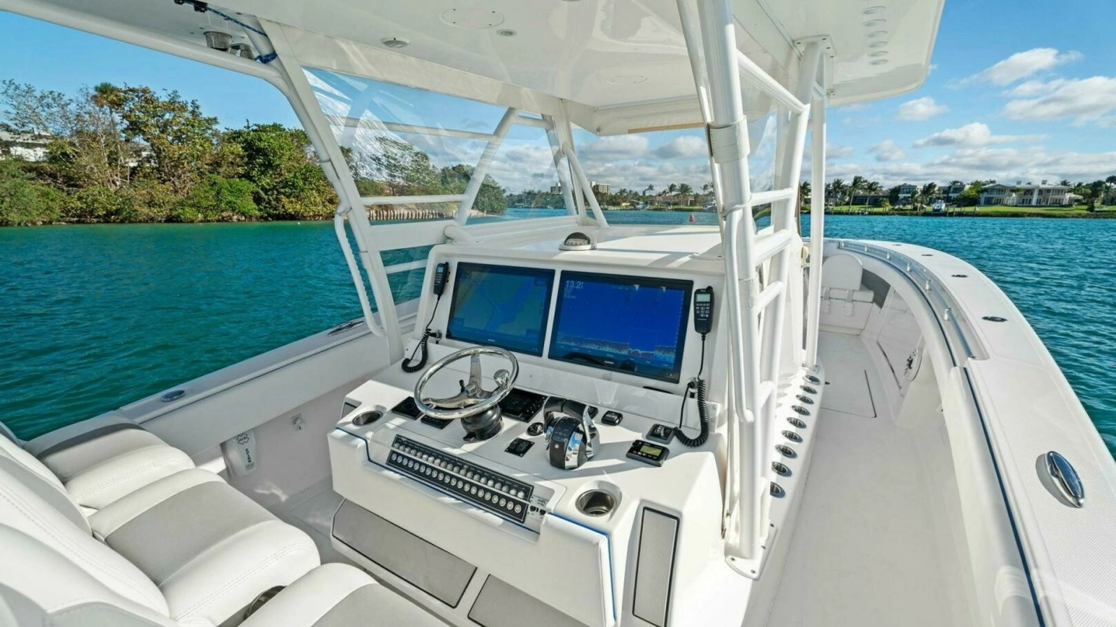 Helm Station with Twin Displays
