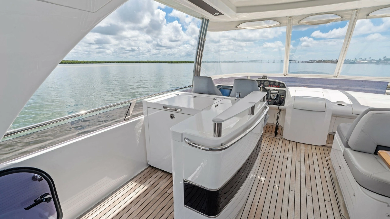Flybridge Helm and Seating Area