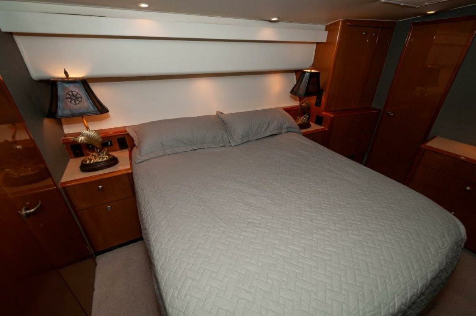 2001 61 Viking Convertible Ellie B Master Stateroom