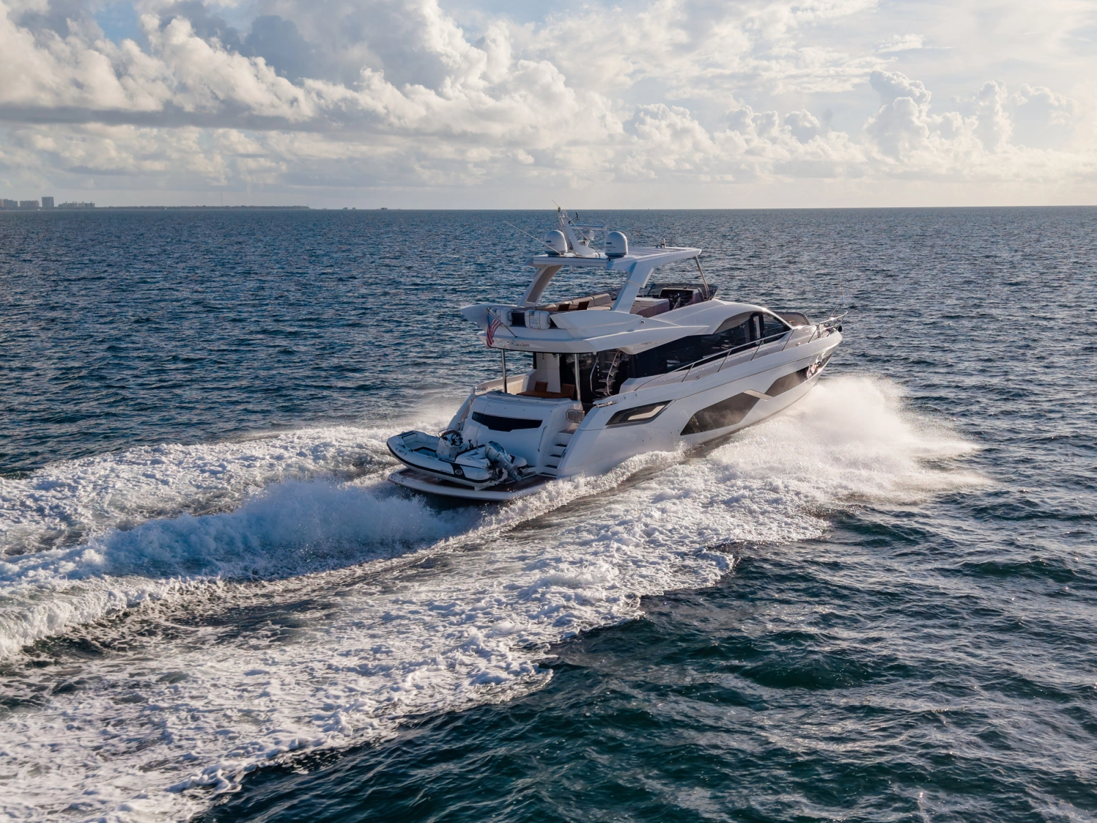 2022 Sunseeker Manhattan 68