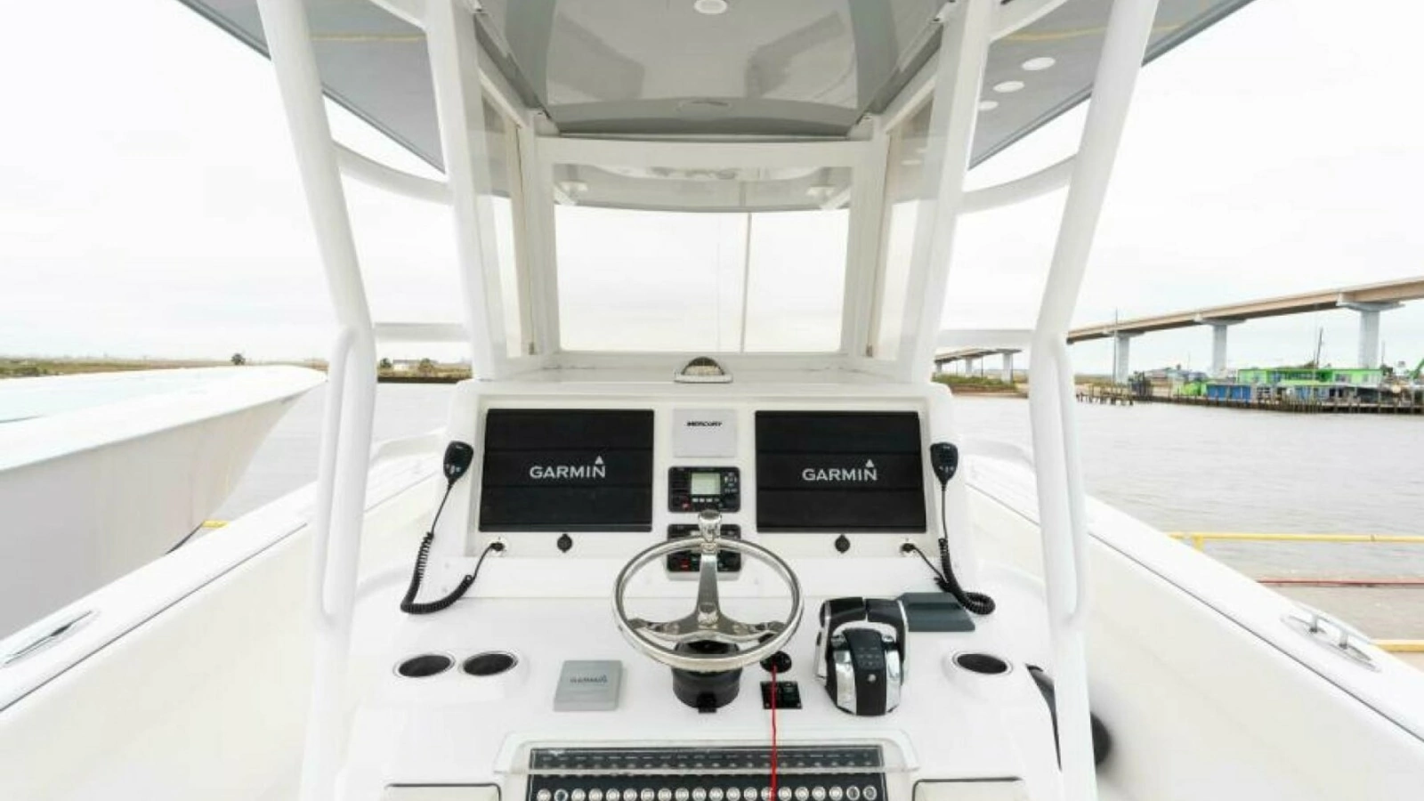 2019 Invincible 39 Open