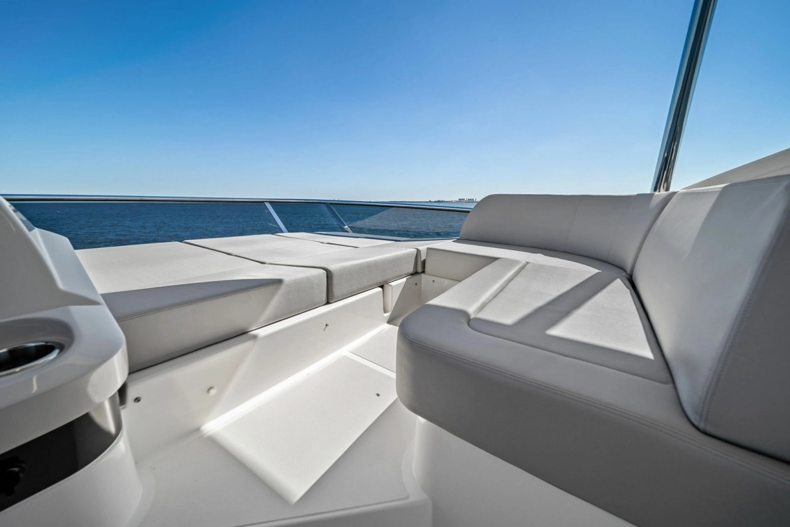 New 2027 56 Absolute Fly 56ft Absolute Yacht For Sale