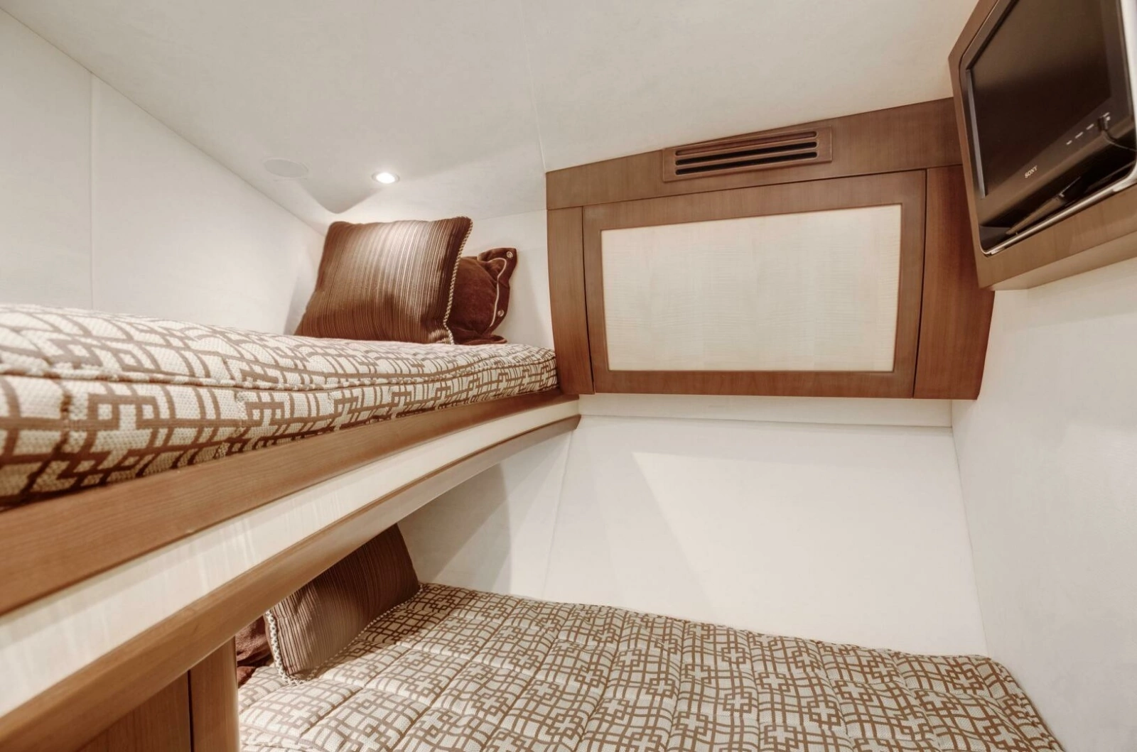 Ocean Yachts 64 - Love Boat - Stateroom