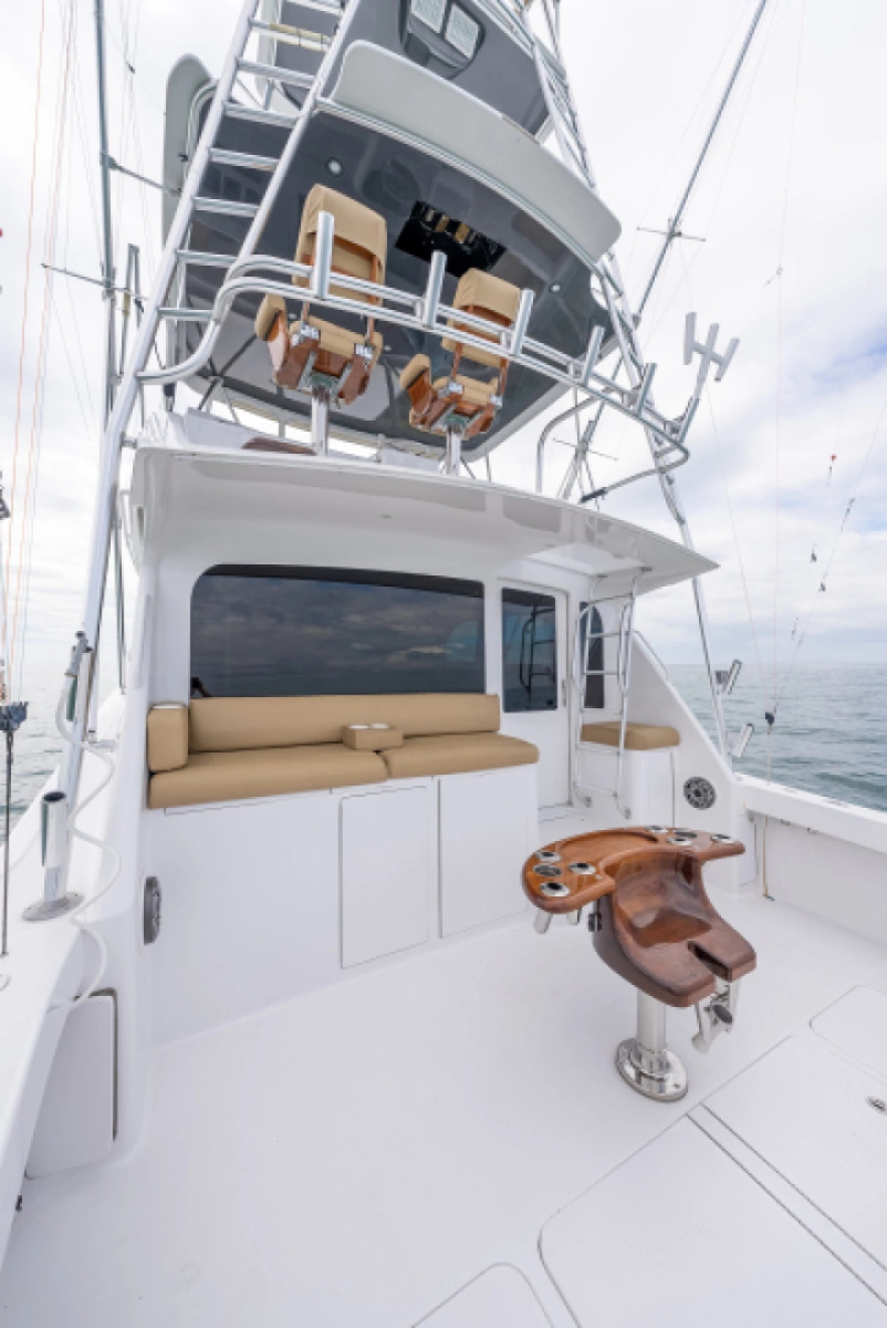 2003 Viking 45 Convertible photo 10