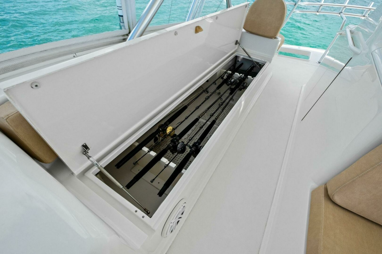 64' 2008 Viking 64 Convertible