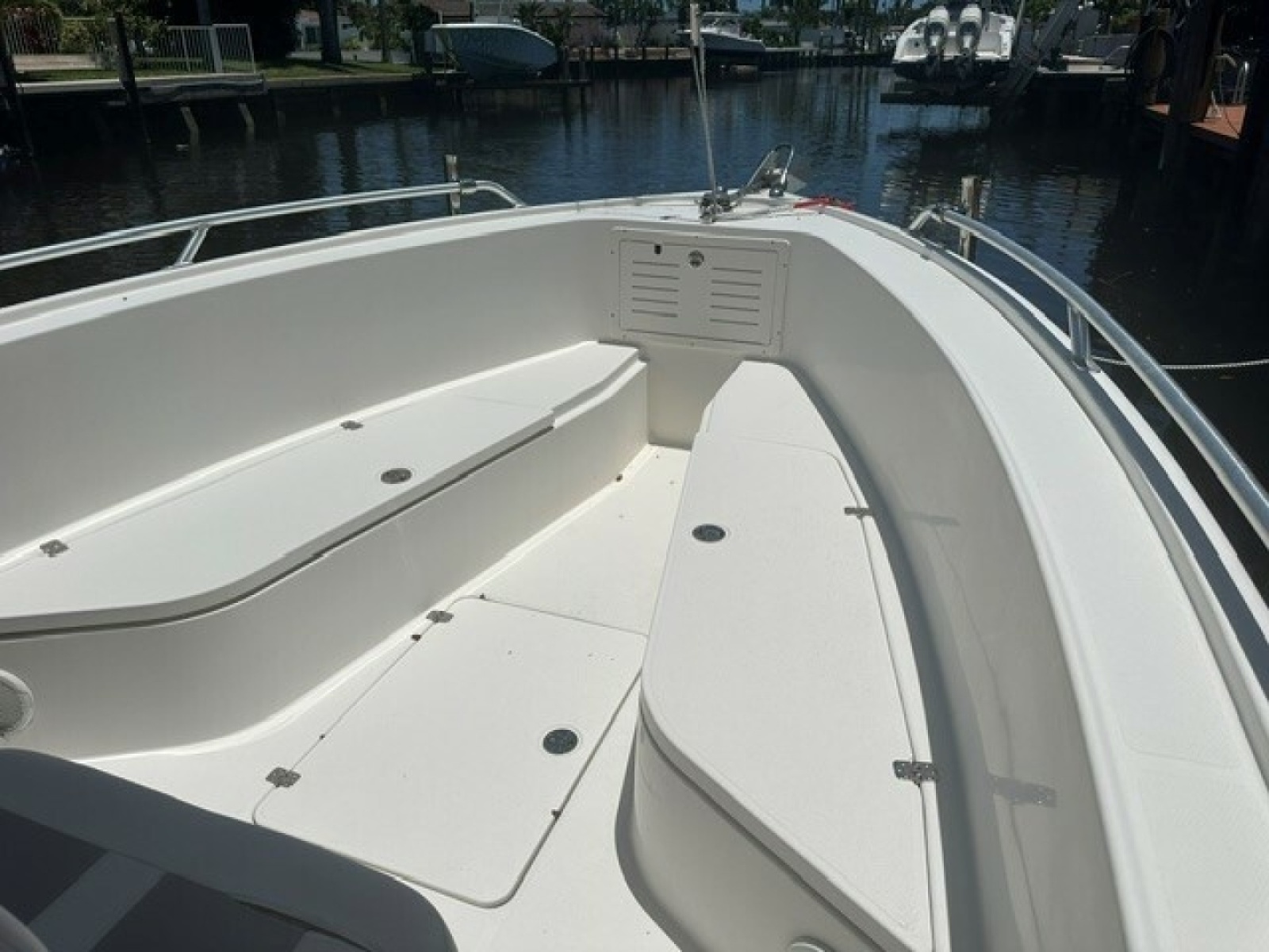 2018 Mako 284
