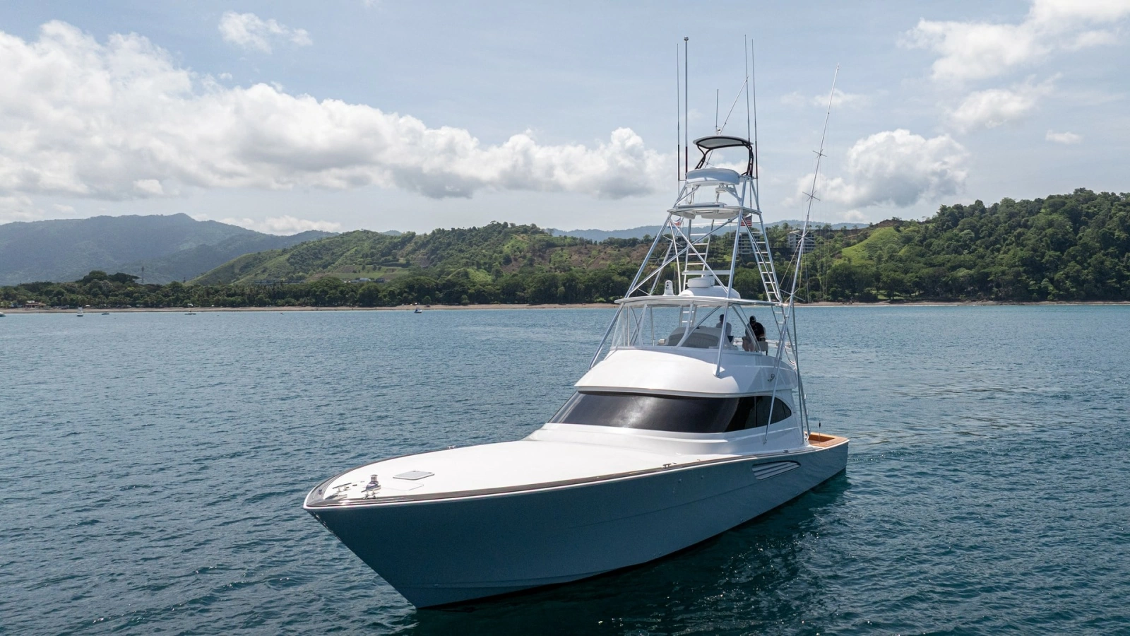 Viking 64 Convertible Bow View