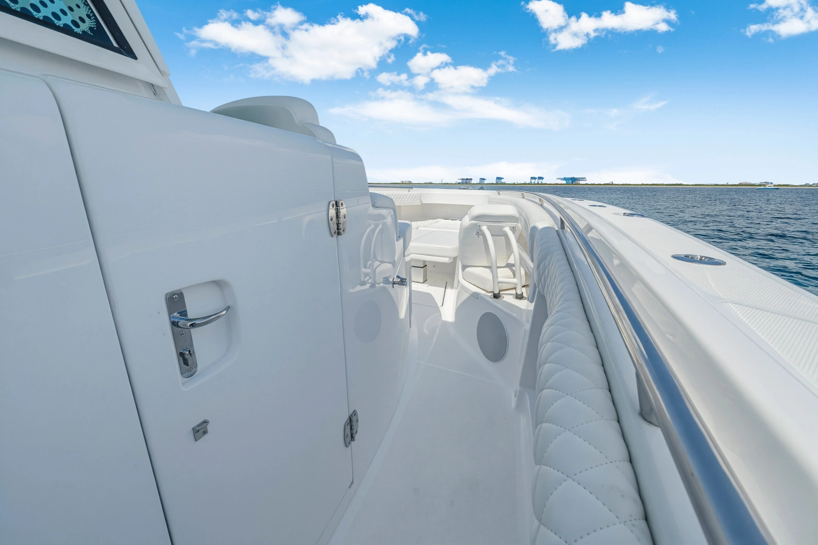 42ft HCB Yacht For Sale
