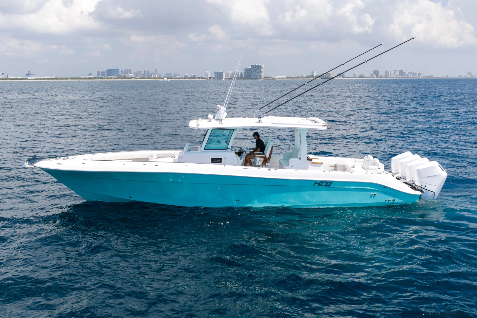 42ft HCB Yacht For Sale