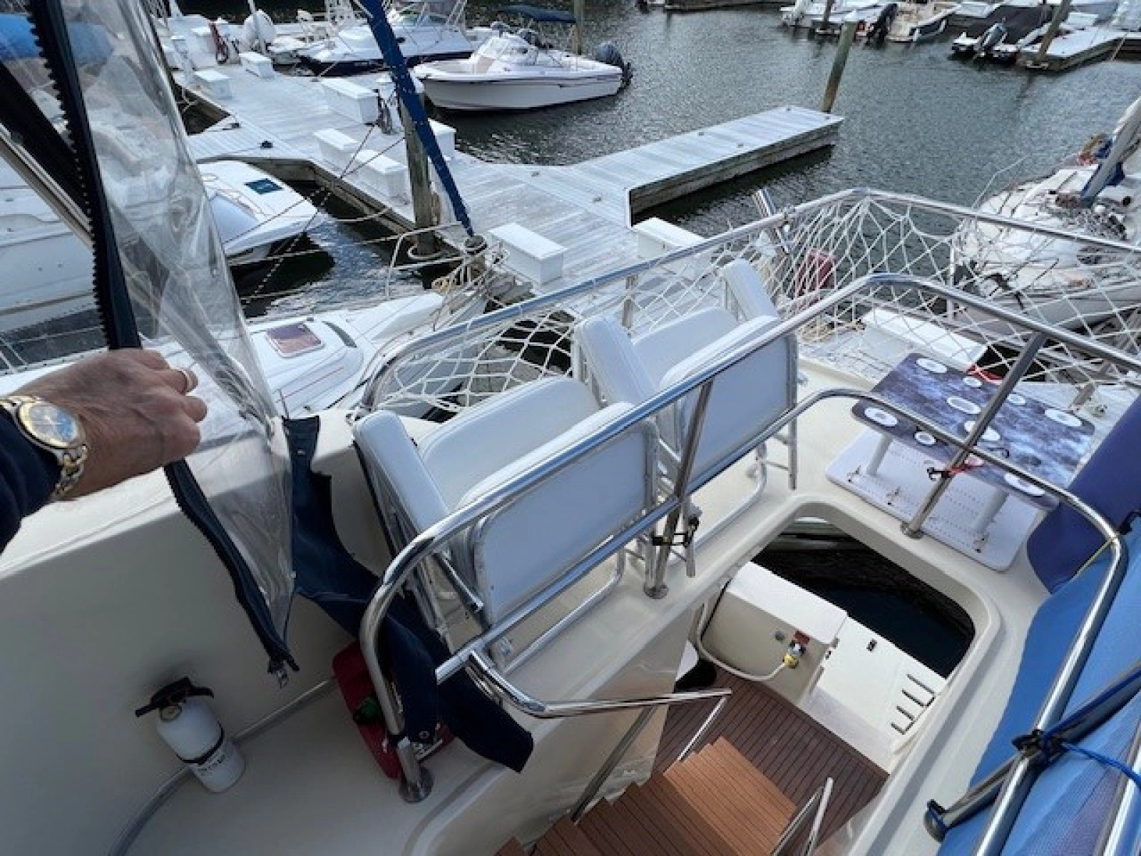 2006 Mainship 43 Trawler