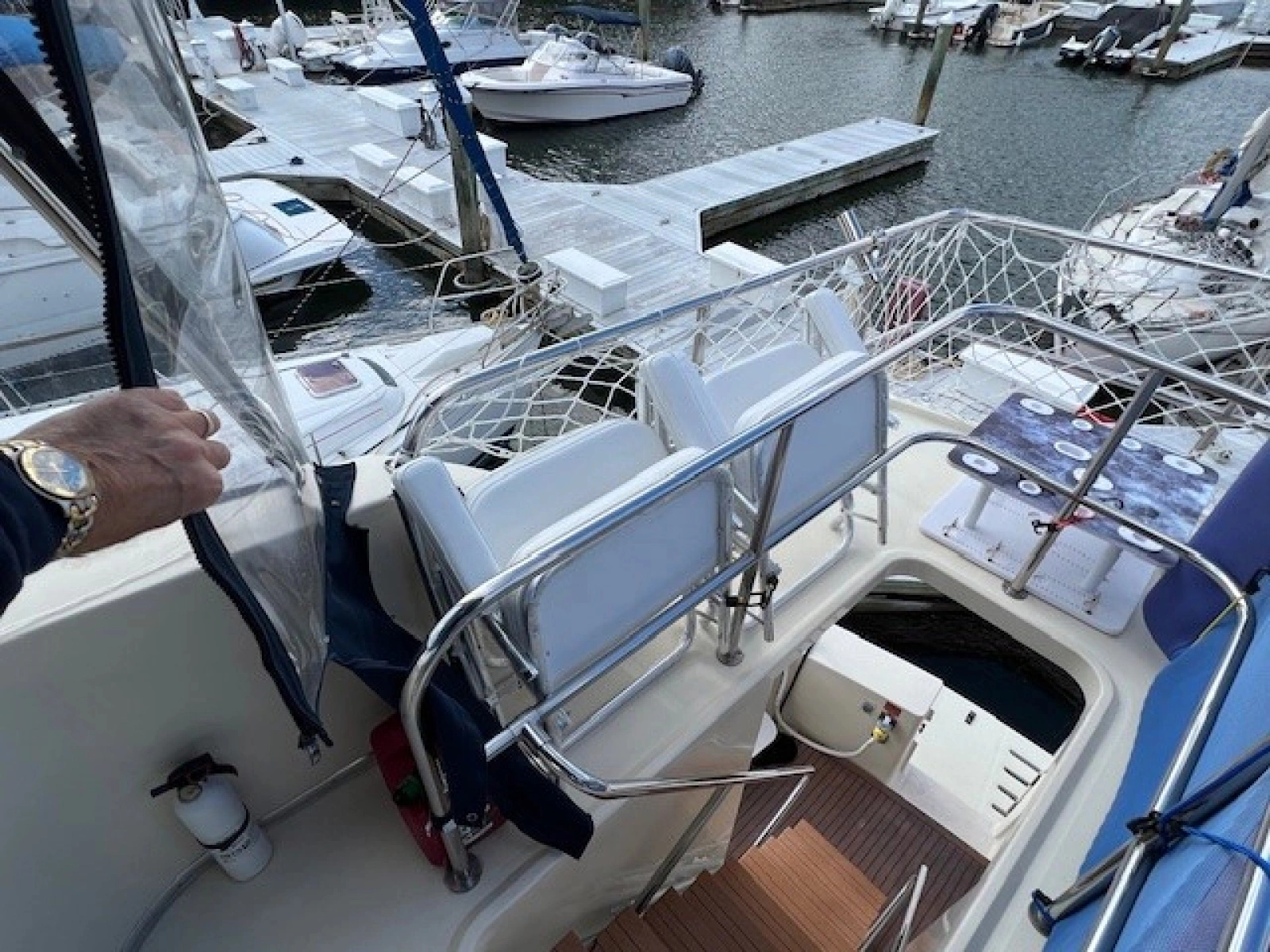 2006 Mainship 43 Trawler