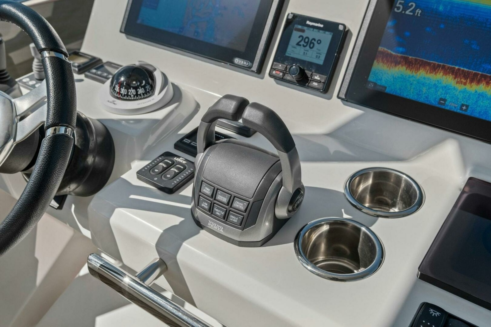 52' 2022 Prestige 520 Flybridge