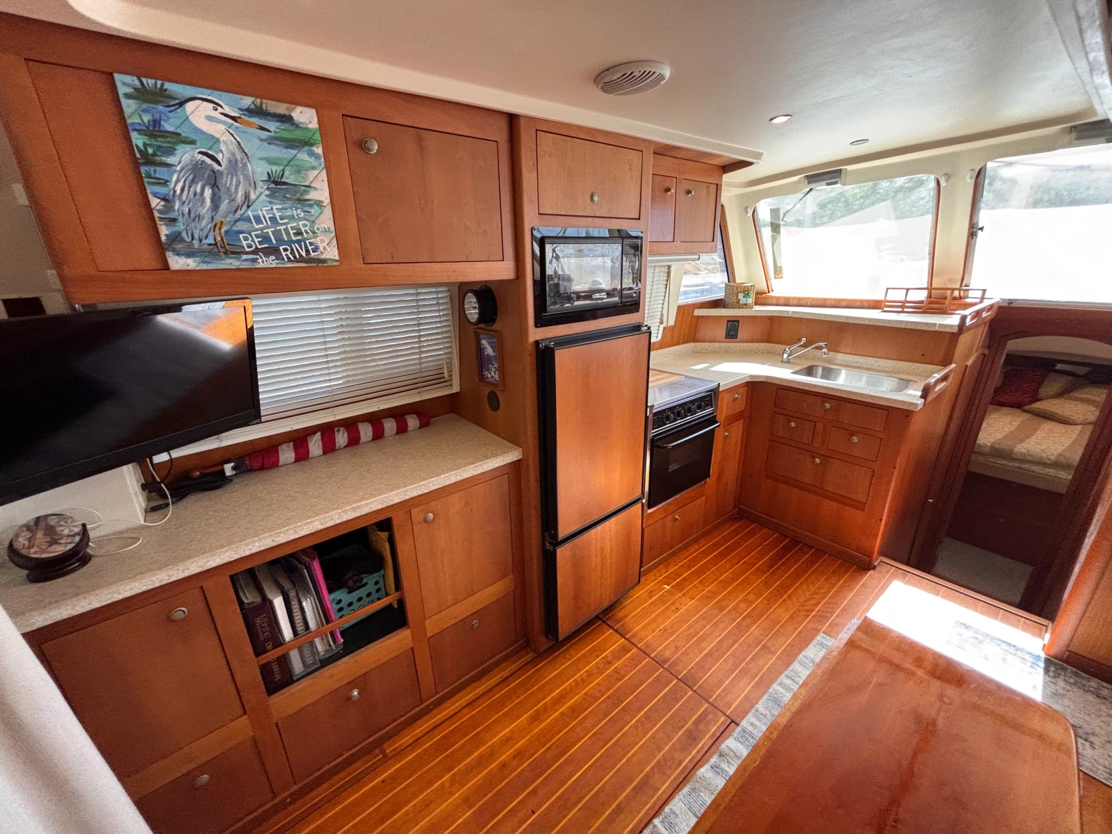 2003 Mainship 390 Trawler