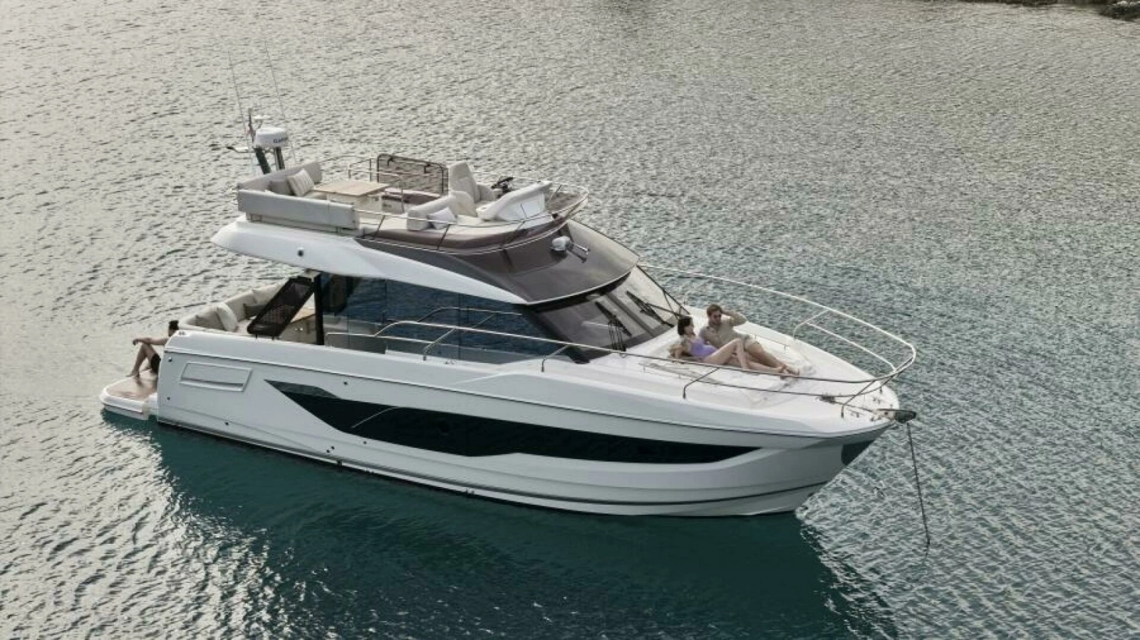 2027 F4.3 Prestige Profile