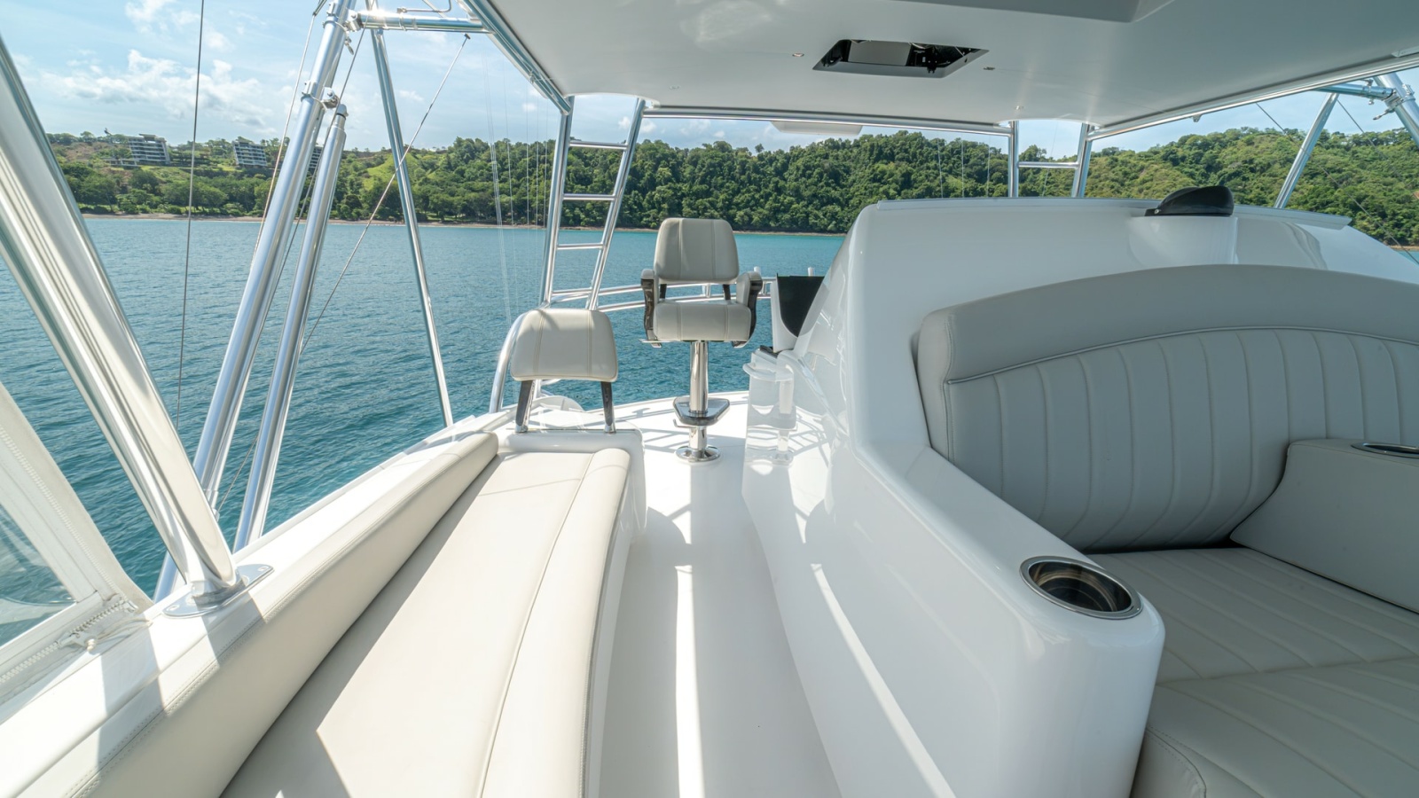 Flybridge Seating Area