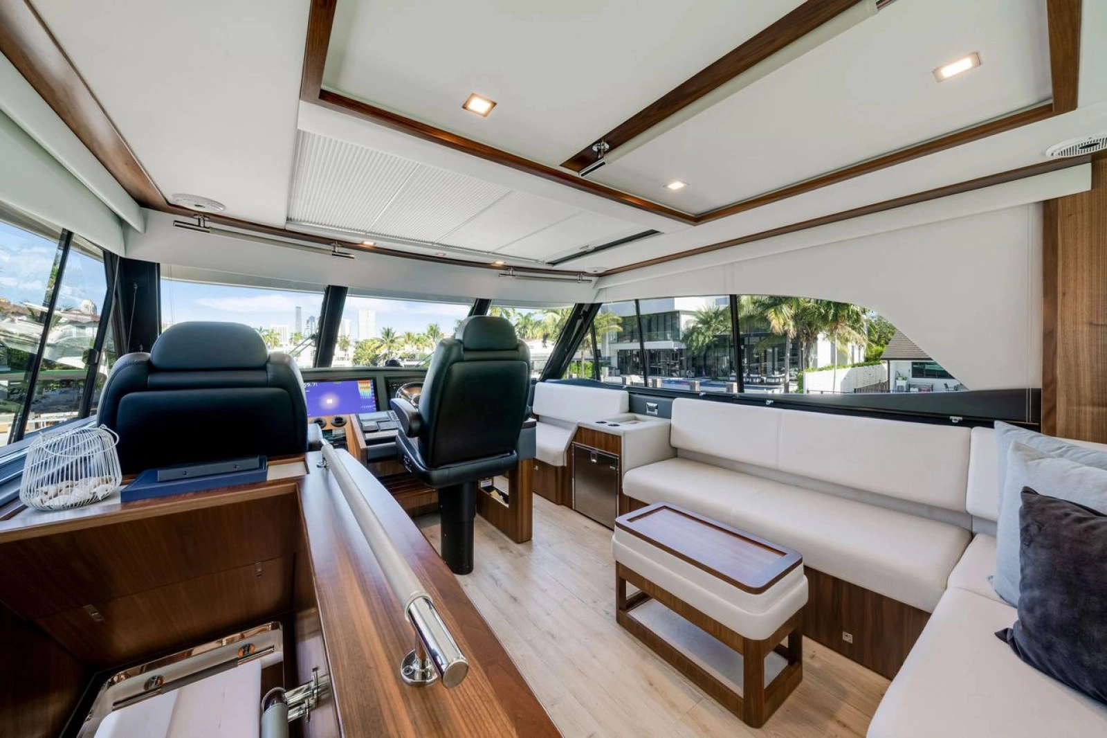 2023 Riviera 64 Sports Motor Yacht