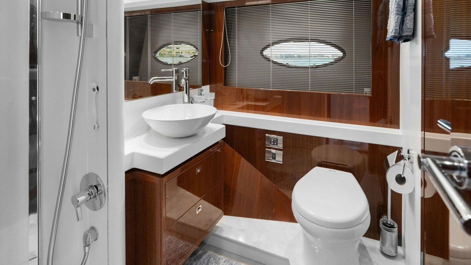 Luxurious Ensuite Bathroom