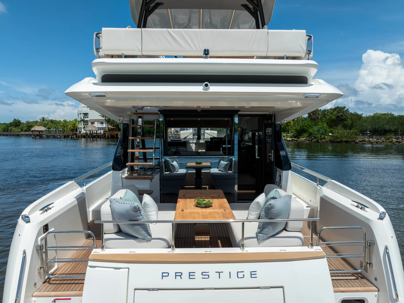 2025 Prestige F4.9