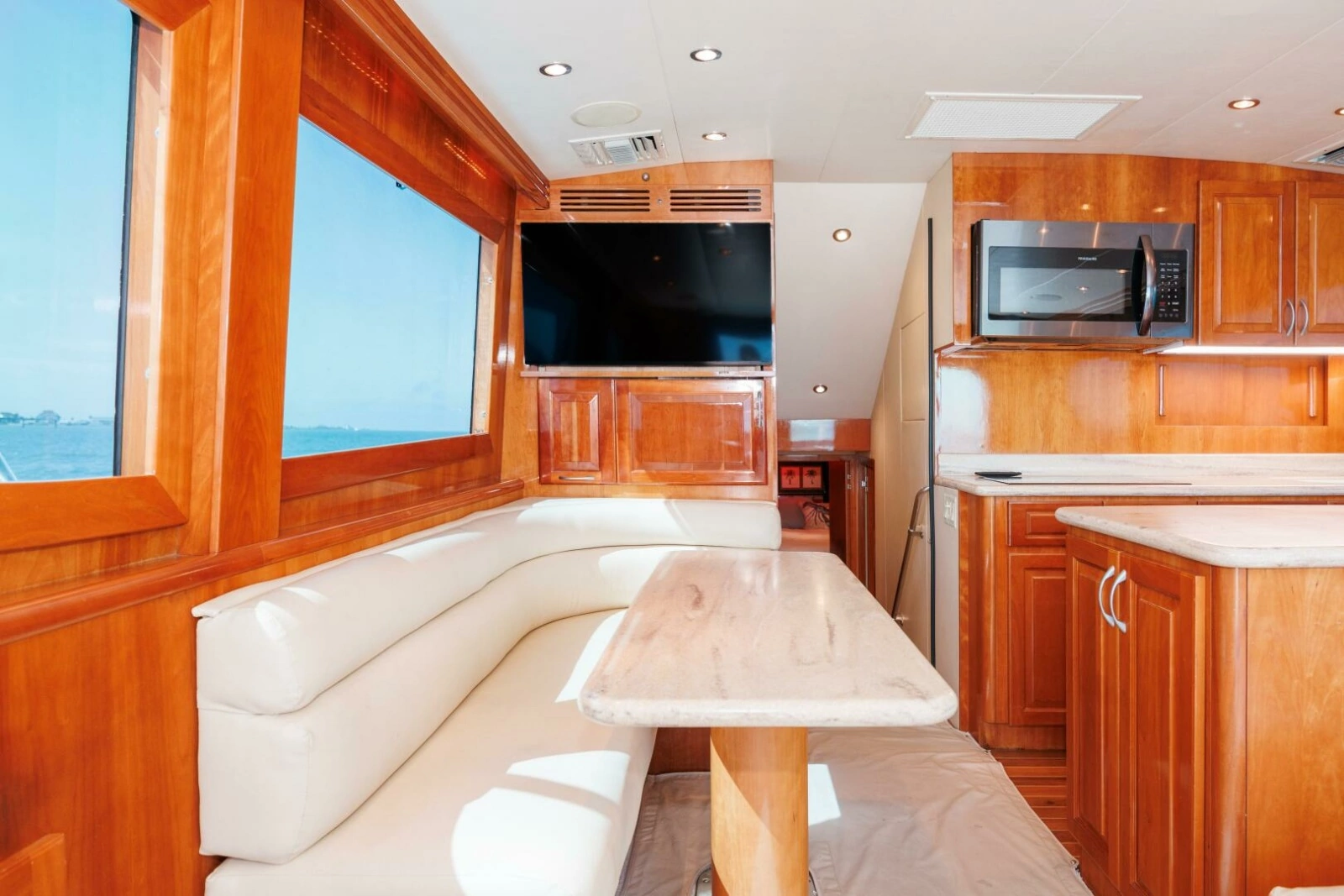 2002 Hatteras 50 Convertible 