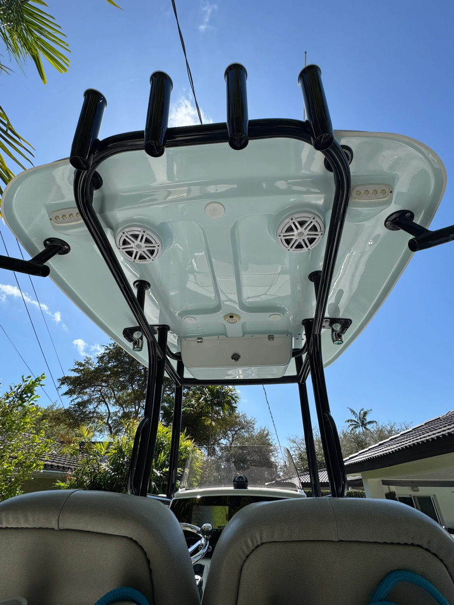 2022 Sportsman 231 Heritage Center Console