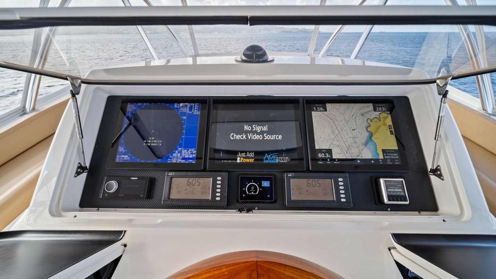 Flybridge Helm Station