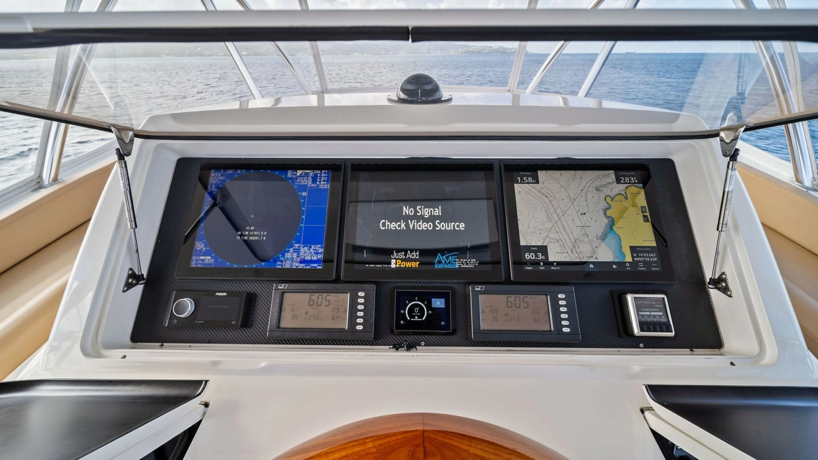 Flybridge Helm Station