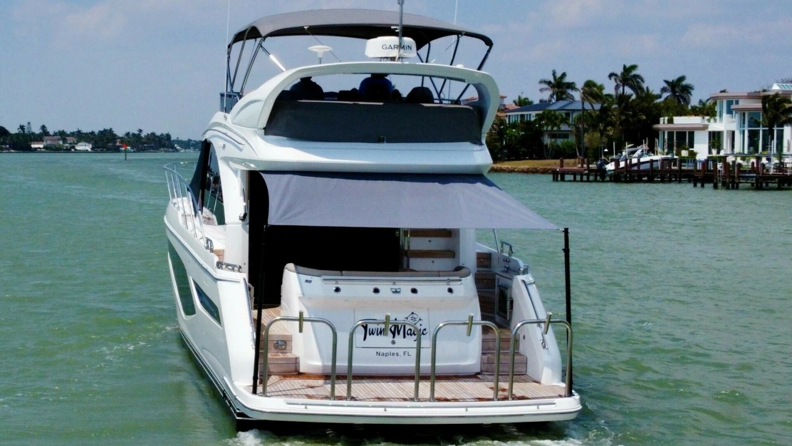 2025 Princess F50 Flybridge Cockpit