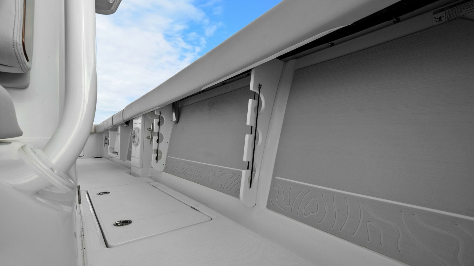 Starboard Gunwale Storage Compartment