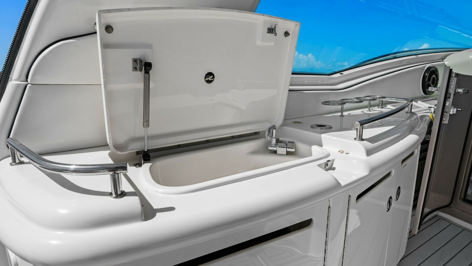 2005 Sea Ray Sundancer 500