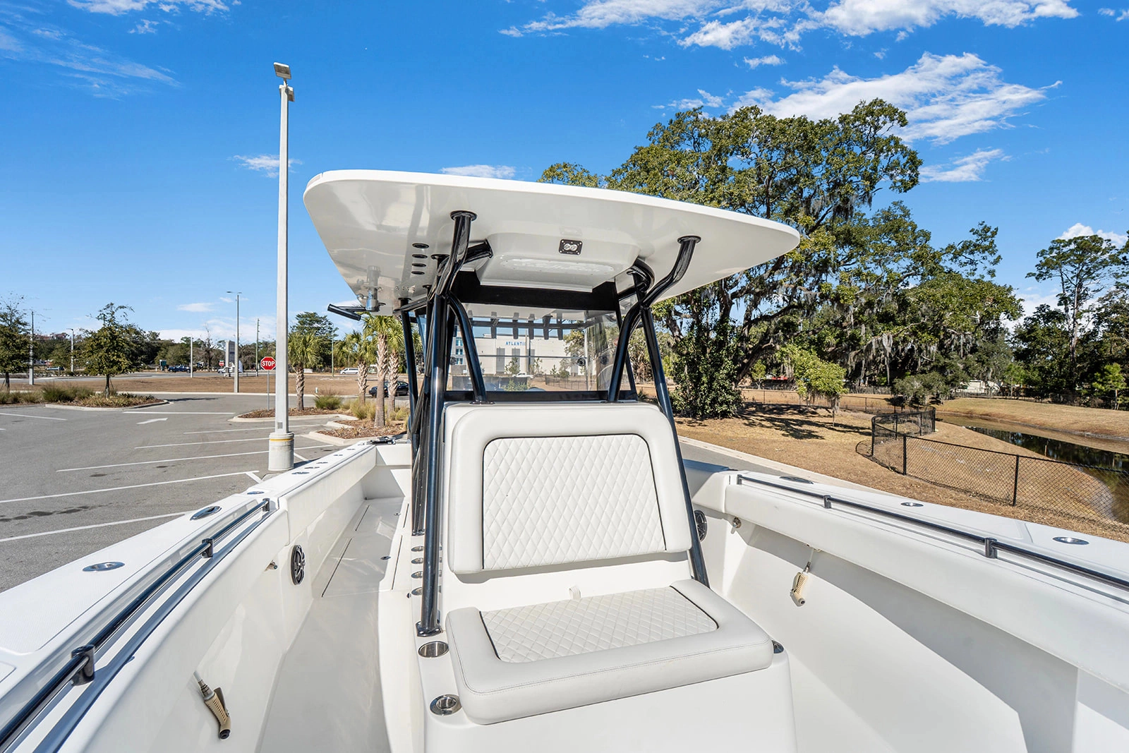 2020 SeaHunter 33