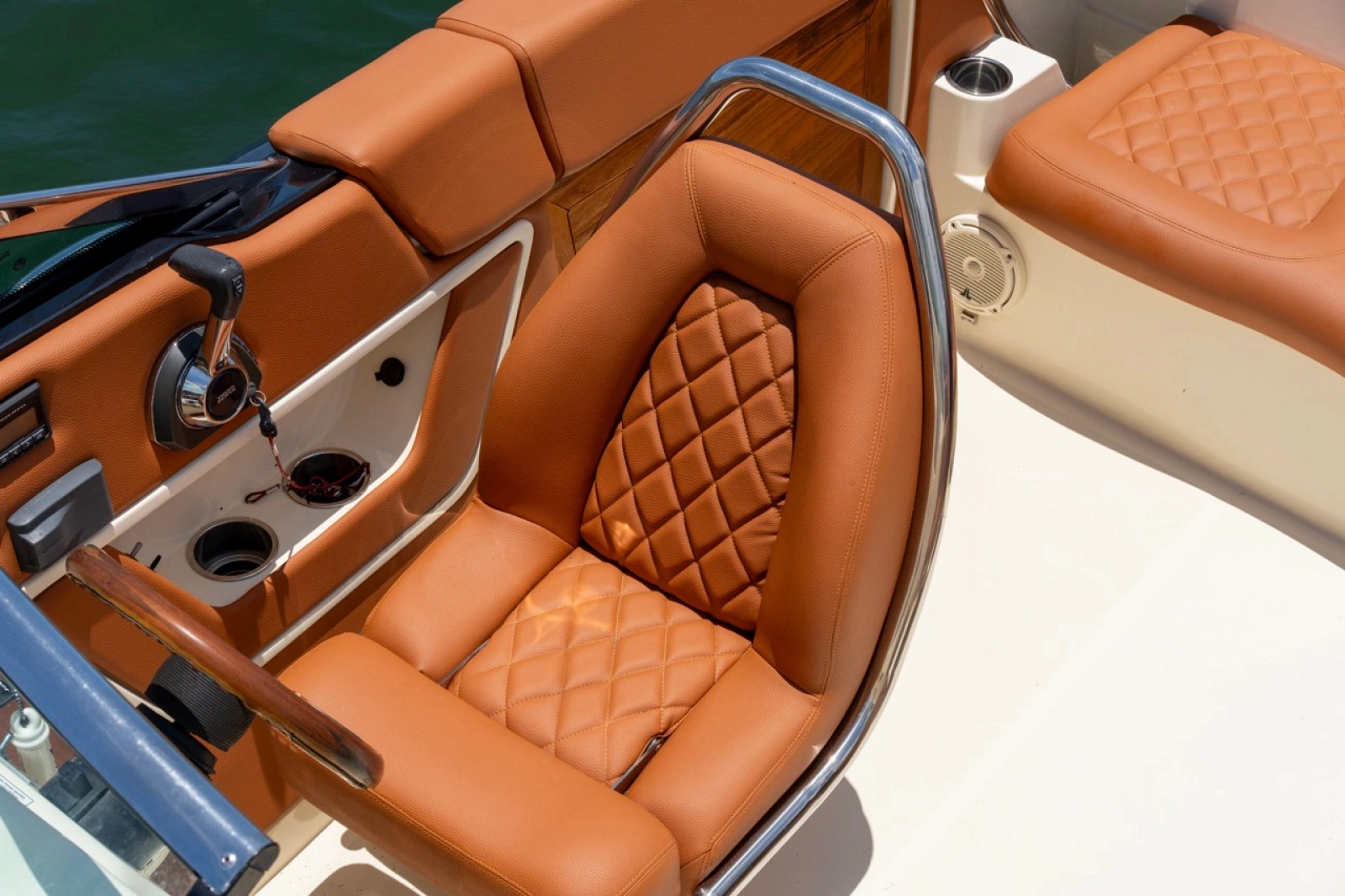 2018 Chris-Craft Capri 27