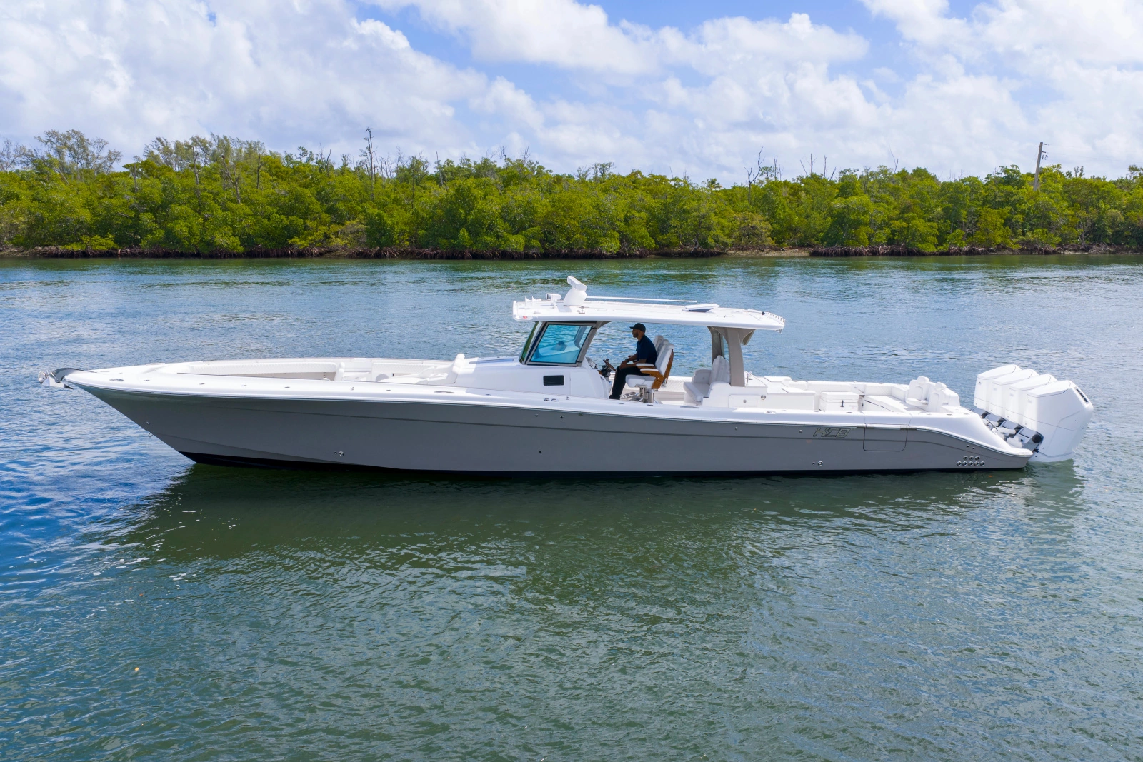 53 Suenos RXV 53ft HCB Yacht For Sale