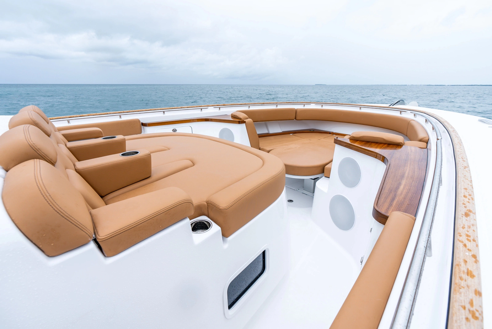 DEALER DEMO 56ft HCB Yacht For Sale