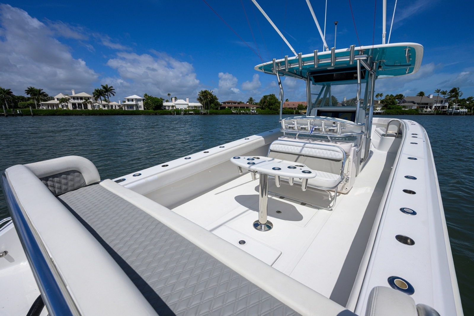 Bahama 41 - Exterior Cockpit