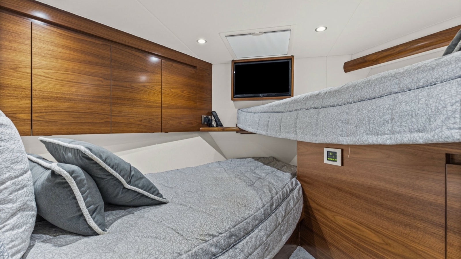 Guest Stateroom with Twin Bunks