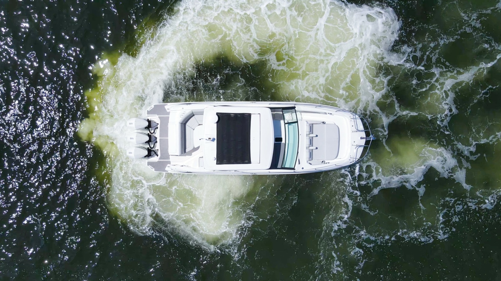 2022 32 Sea Ray 320 Sundancer OB Raya Sunshine (27)