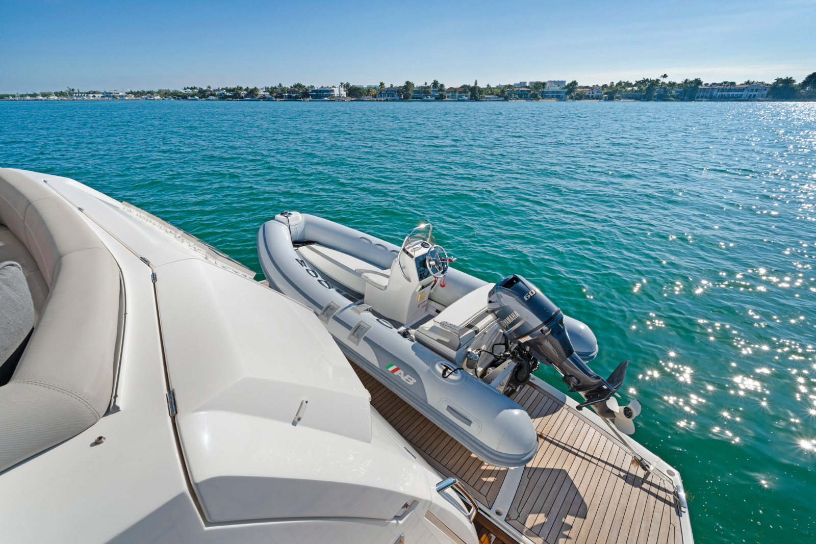 2020 Sunseeker 76 Yacht