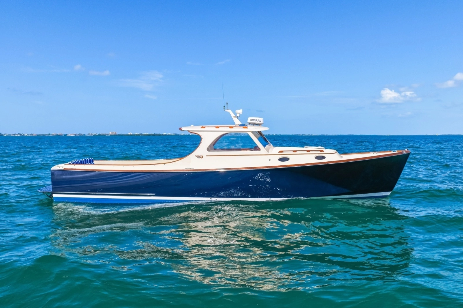 1998 36 Hinckley Picnic Boat Starboard