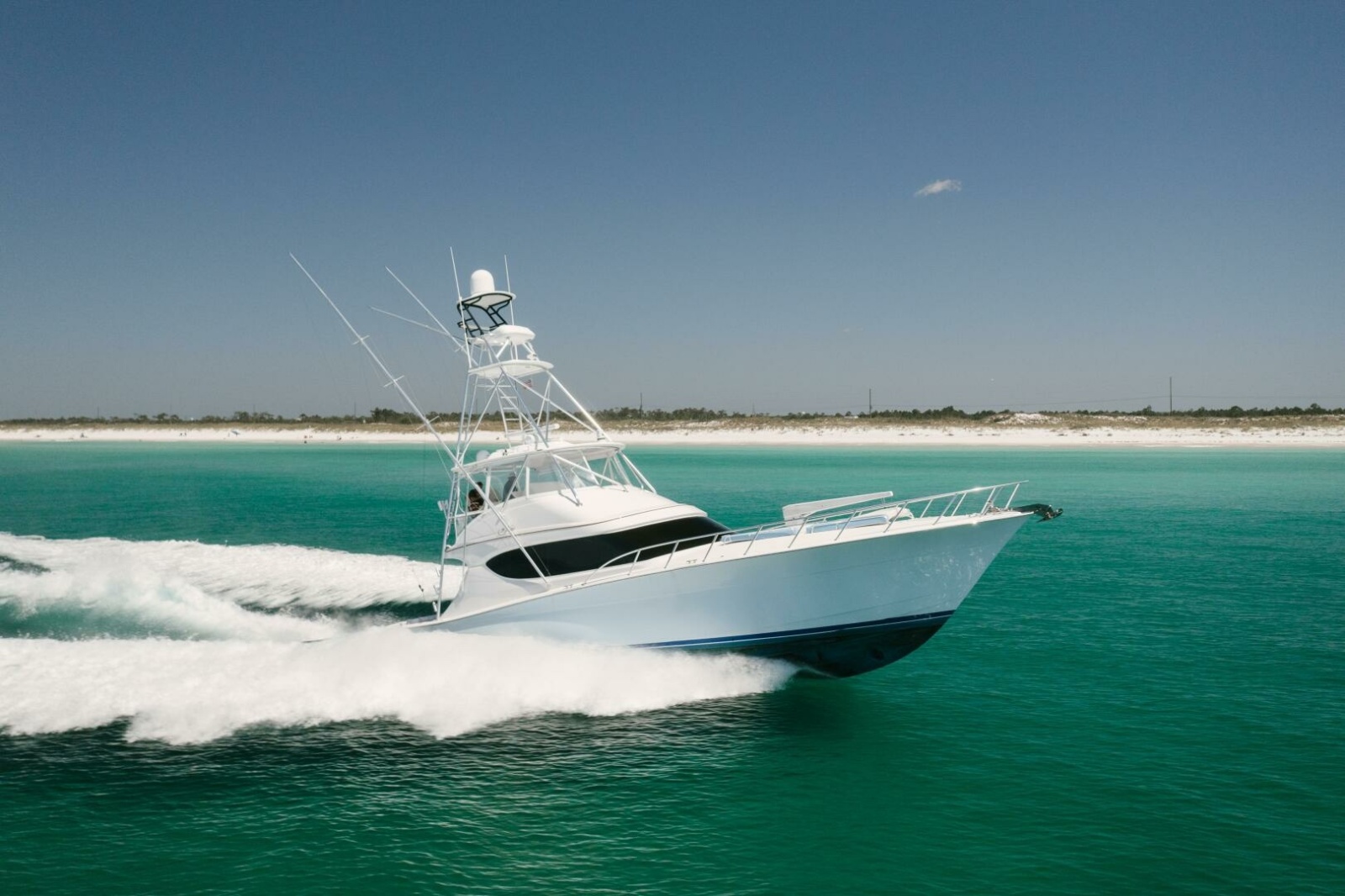 60' 2016 Hatteras GT60