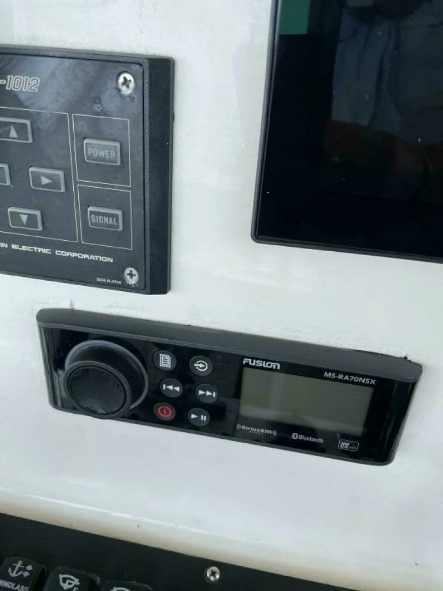 1997 Custom 31 Center Console Pullin Drag
