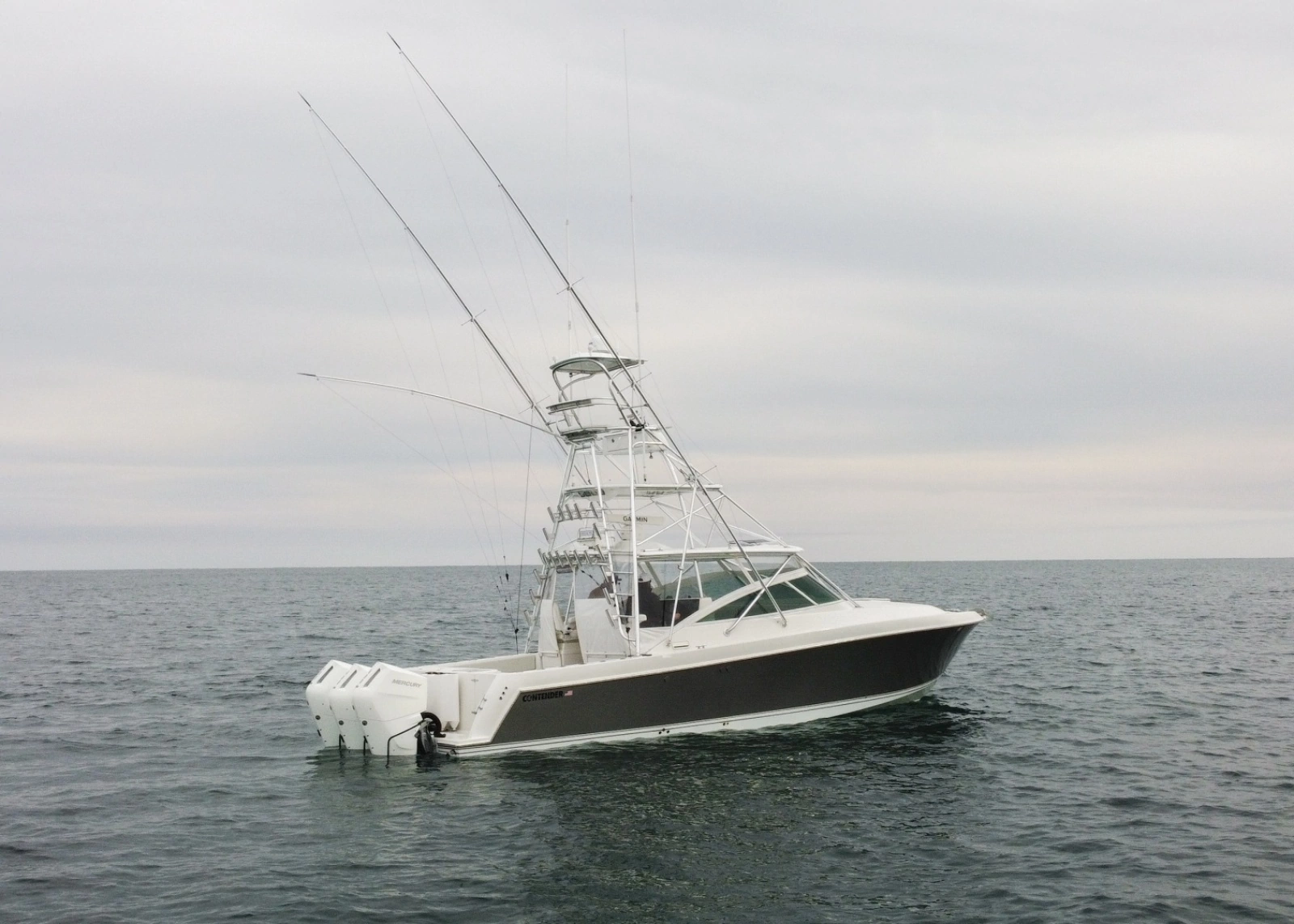 2011 Contender 40 Express