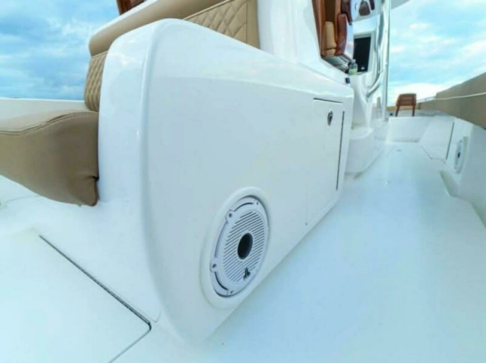 New V-37 Valhalla Boatworks Center Console
